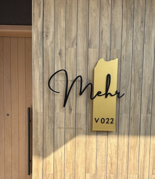 Curved Strip Style Name Plate