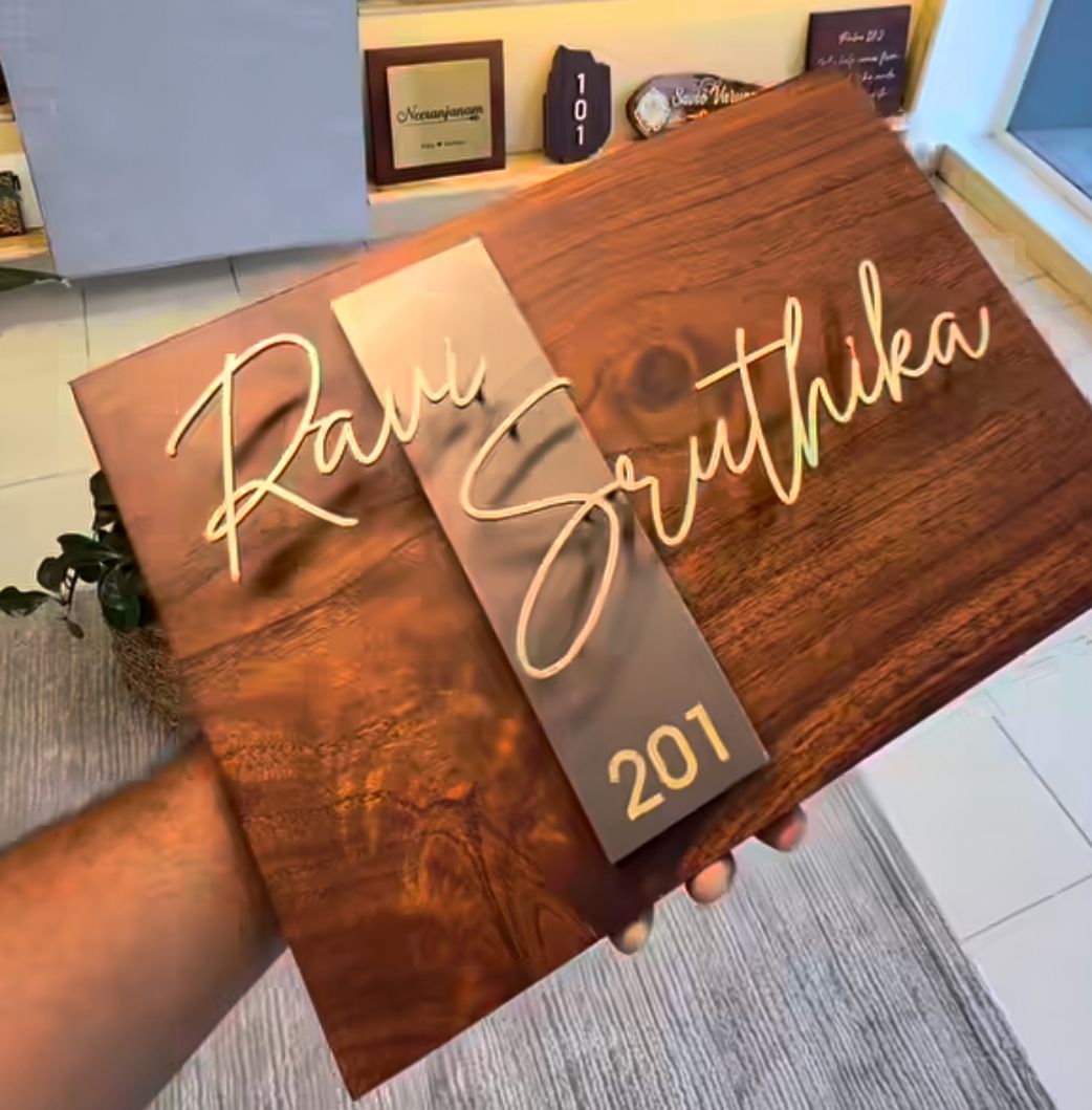 Strip Metal & Wooden Name Plate